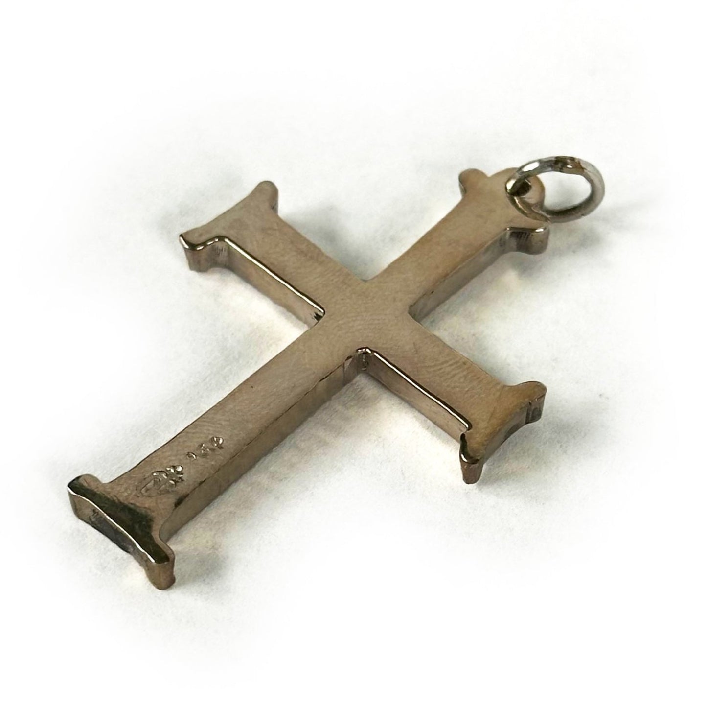 MTP Cross, Large